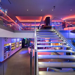 Evolution Hotel